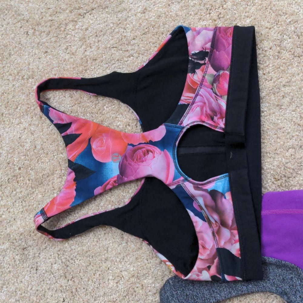 Holiday Deal!! Lululemon Bundle!! - image 3